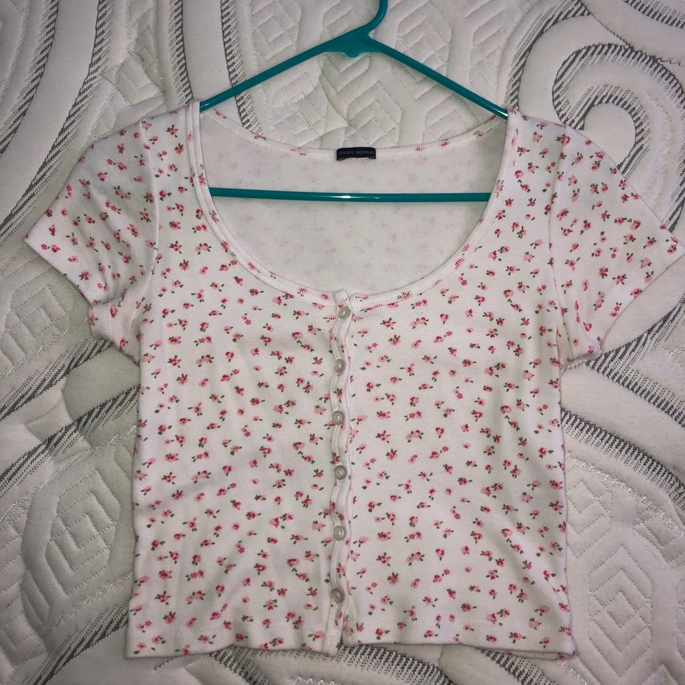 SOLD brandy floral zelly top